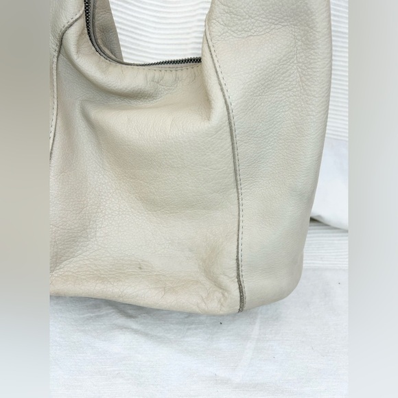 American Leather Co. Carrie Hobo Bag in Ivory Cream Stone - Picture 4 of 16